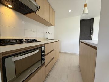 Vendo hermoso apartamento en La Estrella, unidad completa
