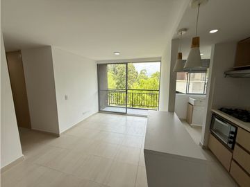 Vendo hermoso apartamento en La Estrella, unidad completa