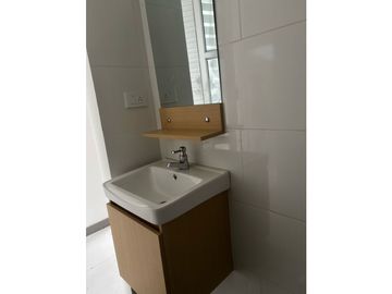 SE VENDE CASA UNIFAMILIAR PARA ESTRENAR BARRIO SANTA HELENA.