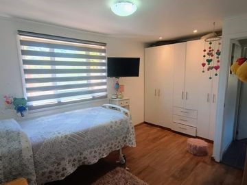 Se vende cómoda casa de un piso con hermosa vista a La Campana UF 7.320.Ang.