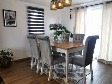 Se vende cómoda casa de un piso con hermosa vista a La Campana UF 7.320.Ang.