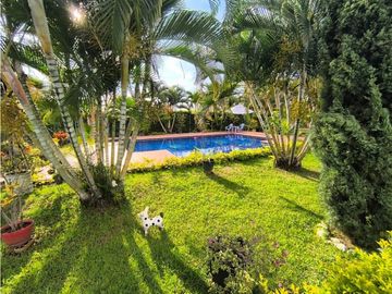 Finca en venta a puerta cerrada en parcelación Santa Elena El Cerrito