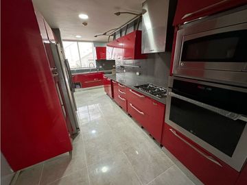 CASA DE CONJUNTO EN SECTOR LA CASTELLANA EN VENTA