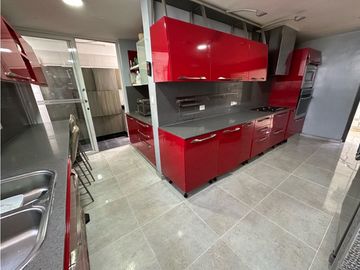 CASA DE CONJUNTO EN SECTOR LA CASTELLANA EN VENTA