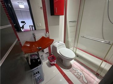 CASA DE CONJUNTO EN SECTOR LA CASTELLANA EN VENTA