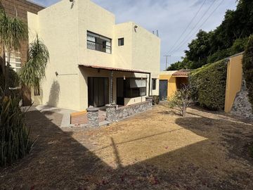 Casa en venta en Colinas del Bosque III, Corregidora, Qro.