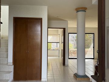 Casa en venta en Colinas del Bosque III, Corregidora, Qro.