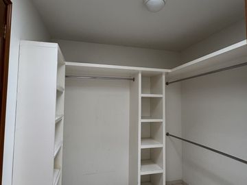 Casa en venta en Colinas del Bosque III, Corregidora, Qro.