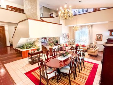 Casa en venta en Bugambilias