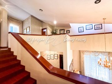 Casa en venta en Bugambilias