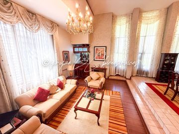 Casa en venta en Bugambilias