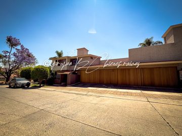 Casa en venta en Bugambilias