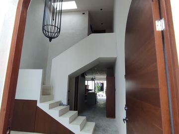 Casa en Venta para estrenar en la García Ginerés, Mérida Yucatán