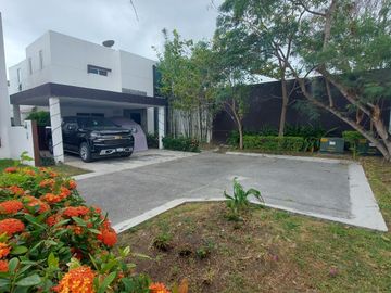 Casa en VENTA 📍 fracc. El Vergel