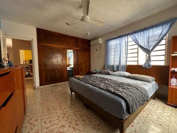 Casa en Venta en García Gineres, 4 recámaras, excelente ubicación.