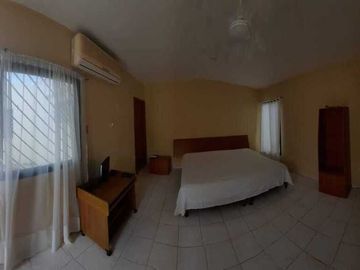Casa en Venta en García Gineres, 4 recámaras, excelente ubicación.