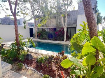 CASA EN VENTA MÉRIDA, INMEJORABLE UBICACION MONTEBELLO