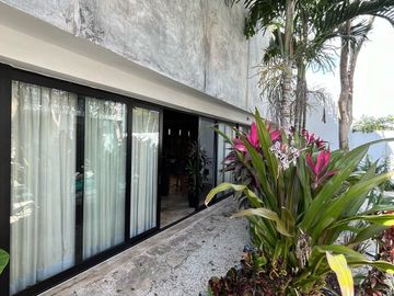 CASA EN VENTA MÉRIDA, INMEJORABLE UBICACION MONTEBELLO