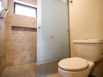 Casa en venta en Virreyes , Zapopan , Jalisco