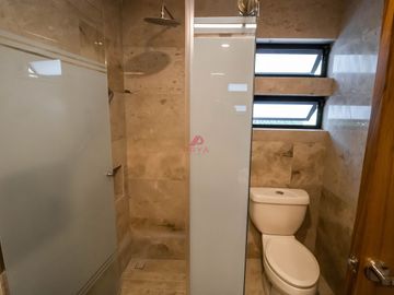 Casa en venta en Virreyes , Zapopan , Jalisco