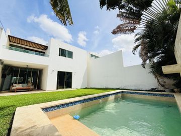 Casa en Venta en esquina en Temozón Norte Mérida Yucatán.