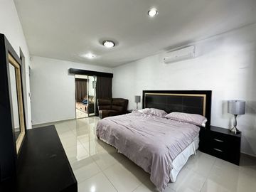 Casa en Venta en esquina en Temozón Norte Mérida Yucatán.