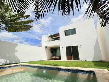 Casa en Venta en esquina en Temozón Norte Mérida Yucatán.
