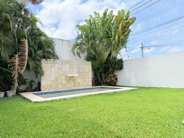Casa en Venta en esquina en Temozón Norte Mérida Yucatán.