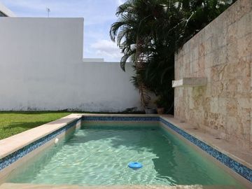 Casa en Venta en esquina en Temozón Norte Mérida Yucatán.