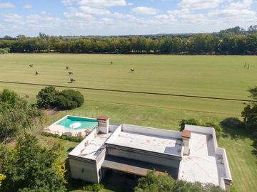 Venta Casa en Centauros Country Club | VCO Propiedades