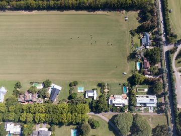 Venta Casa en Centauros Country Club | VCO Propiedades