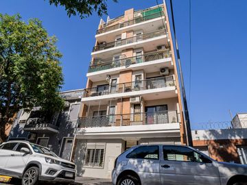 Venta Depto 2 amb Contrafrente con Balcon Villa Pueyrredon