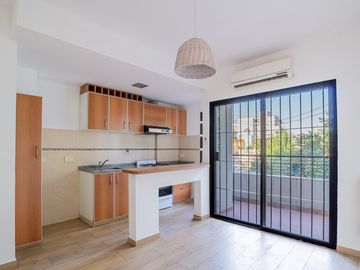 Venta Depto 2 amb Contrafrente con Balcon Villa Pueyrredon