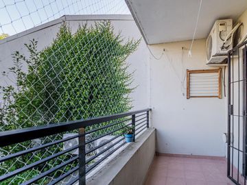 Venta Depto 2 amb Contrafrente con Balcon Villa Pueyrredon