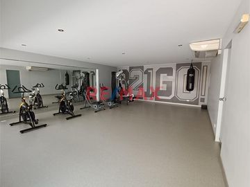 VENTA EXCLUSIVO DPTO DUPLEX 237m2 CON PISCINA Y 2 COCHERAS ALT. CDRA 4 GOLF LOS INCAS SURCO