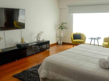 MODERNA CASA URB. LA ESTANCIA LA MOLINA LIMA PERU