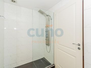 Ambiente - Estudio con COCHERA! Amenities Seguridad 24 hs Recoleta