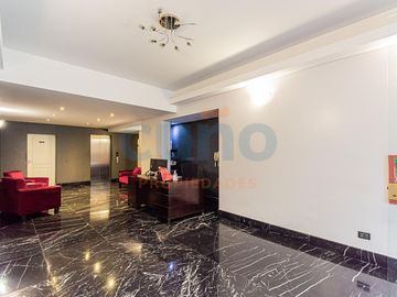 Ambiente - Estudio con COCHERA! Amenities Seguridad 24 hs Recoleta
