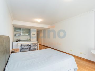 Ambiente - Estudio con COCHERA! Amenities Seguridad 24 hs Recoleta