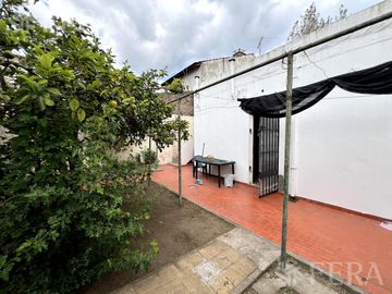 Venta casa 4 ambientes con patio en Llavallol