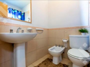 Venta Depto 3 dormi - Carlos H. Rodriguez al 1500 - Neuquén Capital