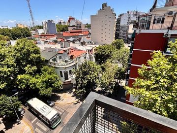 Departamento en  3 ambientes con balcon terraza Trelles 2100