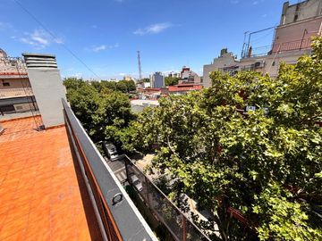 Departamento en  3 ambientes con balcon terraza Trelles 2100
