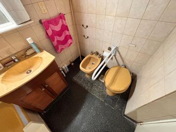 Departamento en  3 ambientes con balcon terraza Trelles 2100