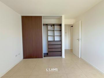 Venta - Departamento 3 ambientes - Zona Centro
