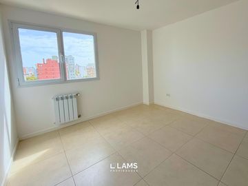 Venta - Departamento 3 ambientes - Zona Centro
