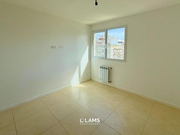 Venta - Departamento 3 ambientes - Zona Centro