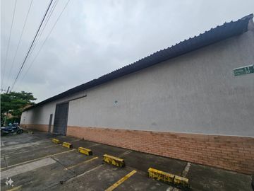 VENTA DE BODEGA DOS NIVELES BARRIO BENJAMIN HERRERA