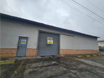 VENTA DE BODEGA DOS NIVELES BARRIO BENJAMIN HERRERA