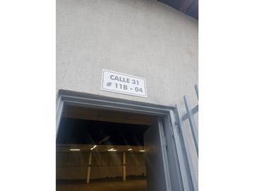 VENTA DE BODEGA DOS NIVELES BARRIO BENJAMIN HERRERA